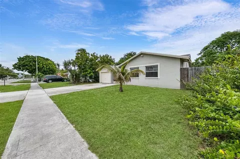 1920 NW 3rd Ave, Pompano Beach, FL 33060 photo 3