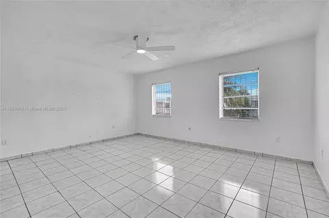 810 W 80th Pl, Hialeah, FL 33014 photo 34