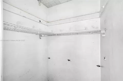 810 W 80th Pl, Hialeah, FL 33014 photo 30
