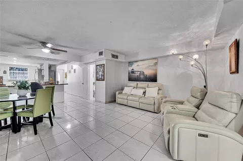 810 W 80th Pl, Hialeah, FL 33014 photo 19