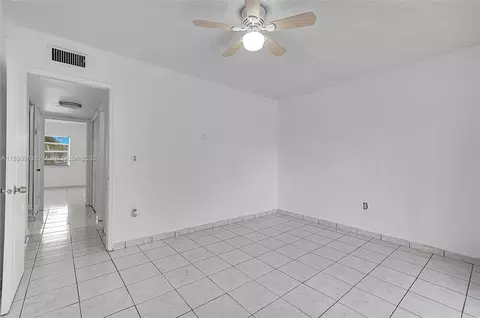 810 W 80th Pl, Hialeah, FL 33014 photo 27
