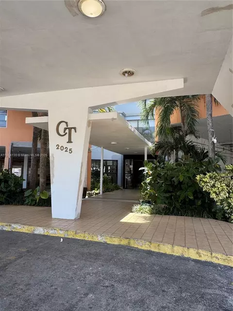 2025 NE 164th St #206, North Miami Beach, FL 33162
