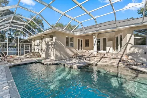 2706 Skimmer Point Dr S Gulfport, Saint Petersburg, FL 33707