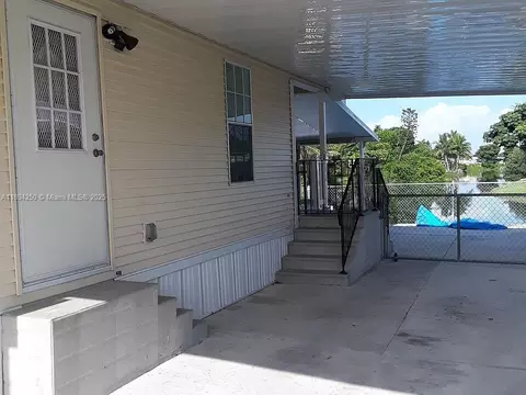 1458 SW 127 Ct, Miami, FL 33184