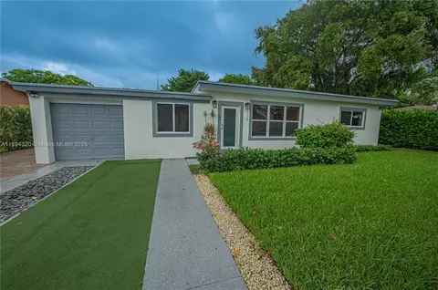 735 NW 122nd St, North Miami, FL 33168