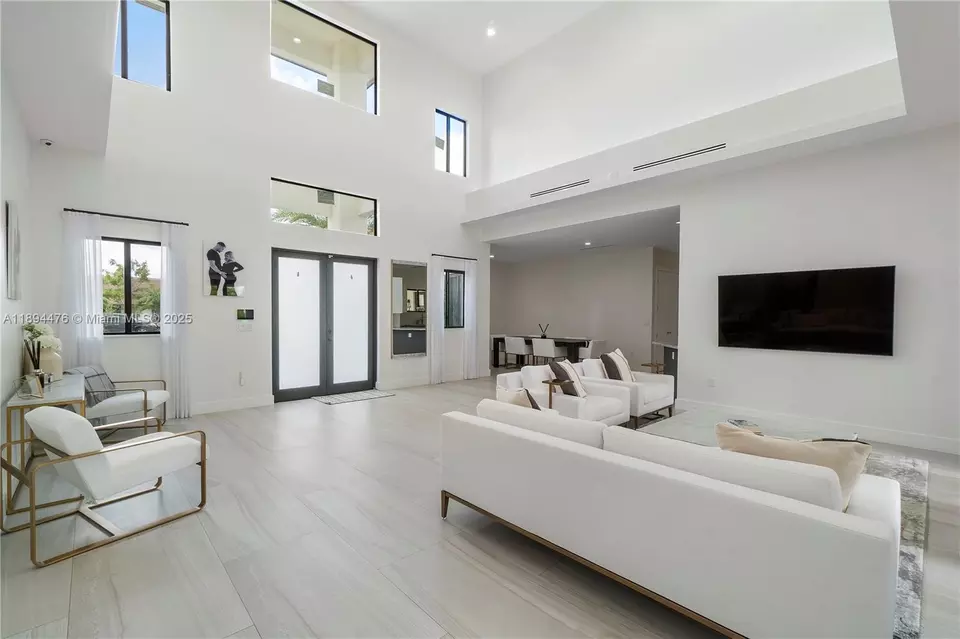 Living - 12250 SW 103rd Ter, Miami, FL 33186 photo 1 of 5