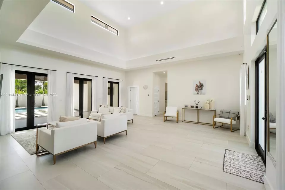 Living - 12250 SW 103rd Ter, Miami, FL 33186 photo 3 of 5