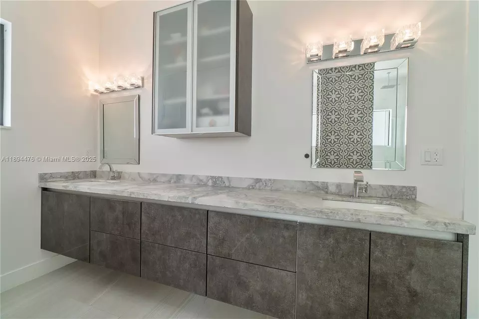 Bath - 12250 SW 103rd Ter, Miami, FL 33186 photo 2 of 9