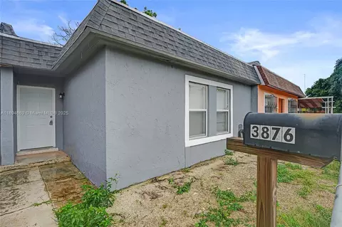 3876 NW 207th St Rd, Miami Gardens, FL 33055