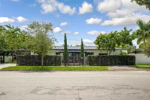 2484 SW 25 St, Miami, FL 33133