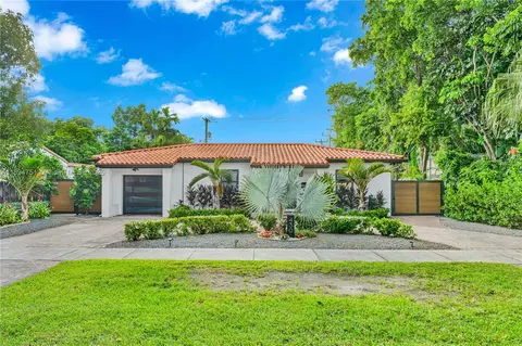 430 Cardinal St, Miami Springs, FL 33166