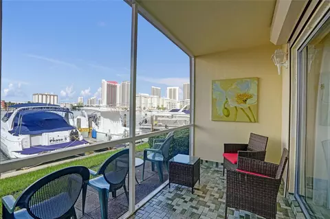 300 Golden Isles Dr #101, Hallandale Beach, FL 33009