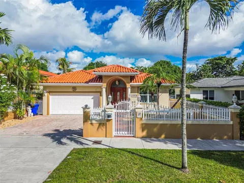 2935 SW 13th St, Miami, FL 33145