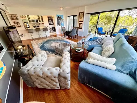 3850 Washington St #317, Hollywood, FL 33021