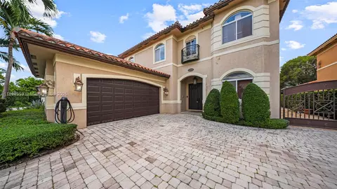 Exterior - 2850 SW 137th Path, Miami, FL 33175 photo 2 of 11