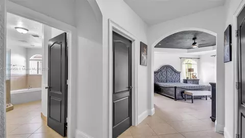 Entry Way - 2850 SW 137th Path, Miami, FL 33175 photo 17 of 24