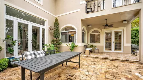 Exterior - 2850 SW 137th Path, Miami, FL 33175 photo 6 of 11