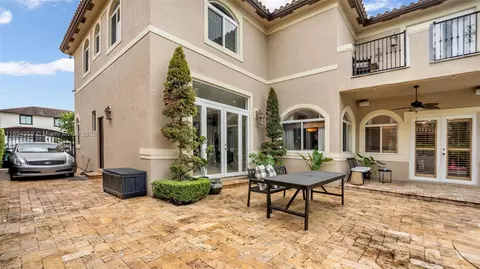 Exterior - 2850 SW 137th Path, Miami, FL 33175 photo 5 of 11