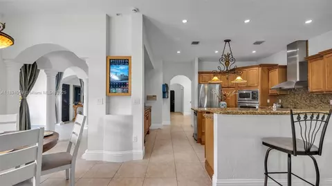 Entry Way - 2850 SW 137th Path, Miami, FL 33175 photo 13 of 24