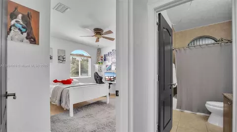 Entry Way - 2850 SW 137th Path, Miami, FL 33175 photo 19 of 24