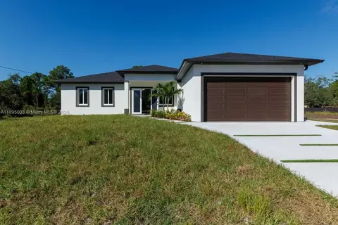 1203 Oak Ave, Lehigh Acres, FL 33972