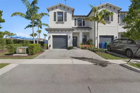 493 NW 204th St, Miami Gardens, FL 33169