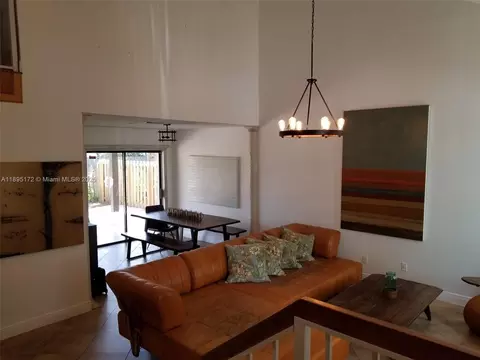 9535 SW 148th Ave Cir E, Miami, FL 33196