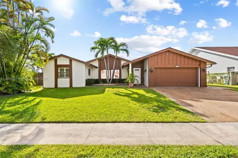 2141 NW 70th Ln, Margate, FL 33063