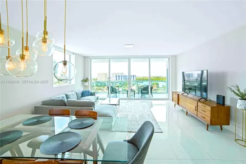 400 Sunny Isles Blvd #1408, Sunny Isles Beach, FL 33160