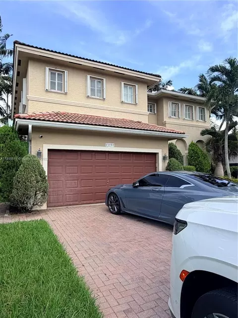 15797 SW 147th Ln, Miami, FL 33196