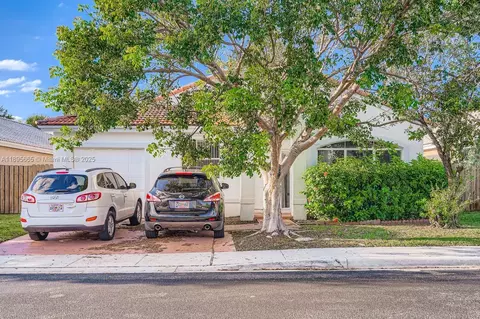10397 SW 16th St, Pembroke Pines, FL 33025