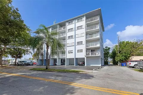 1701 Washington St #304, Hollywood, FL 33020