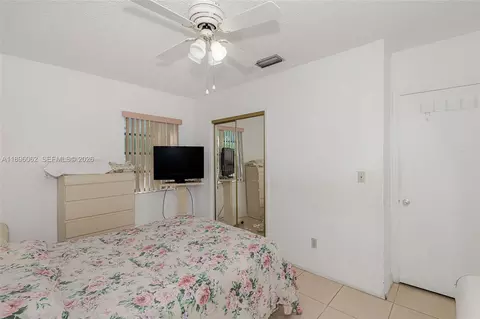 3920 W 3rd Ave, Hialeah, FL 33012 photo 10