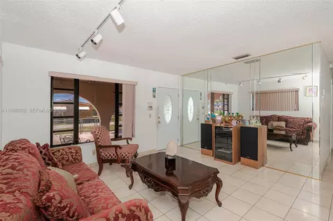 3920 W 3rd Ave, Hialeah, FL 33012 photo 4