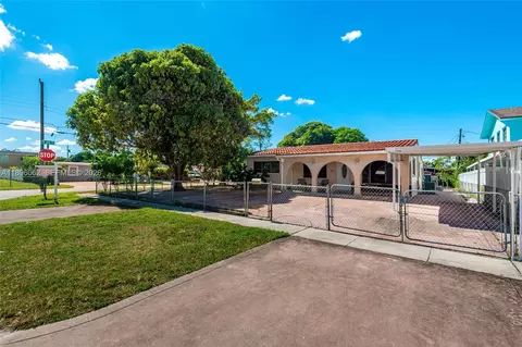 3920 W 3rd Ave, Hialeah, FL 33012