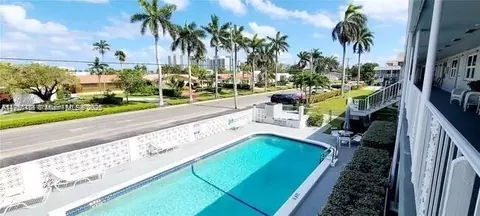 630 Layne Blvd #219, Hallandale Beach, FL 33009