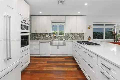 1408 Hollywood Blvd, Hollywood, FL 33020