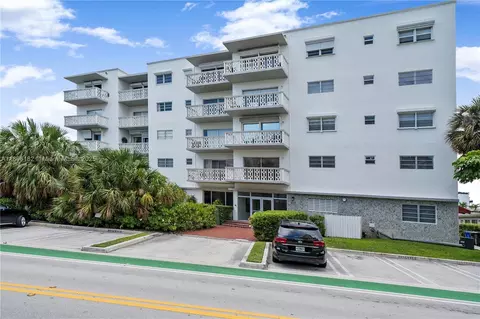 9700 E Bay Harbor Dr #505, Bay Harbor Islands, FL 33154