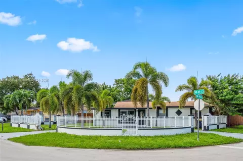 4465 SW 49th Ct, Fort Lauderdale, FL 33314