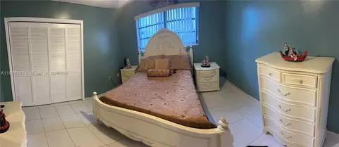 665 E 31st St, Hialeah, FL 33013 photo 23