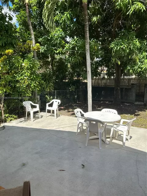 665 E 31st St, Hialeah, FL 33013 photo 57