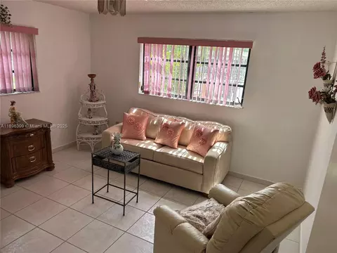 665 E 31st St, Hialeah, FL 33013 photo 15