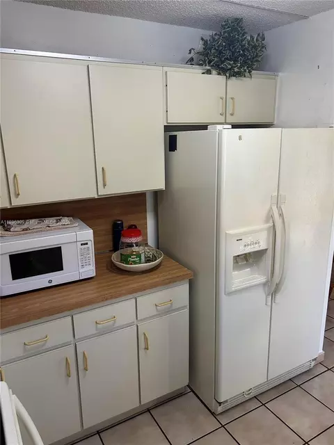 665 E 31st St, Hialeah, FL 33013 photo 34