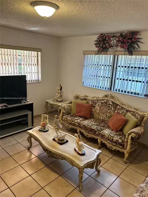 665 E 31st St, Hialeah, FL 33013 photo 10