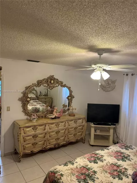 665 E 31st St, Hialeah, FL 33013 photo 50