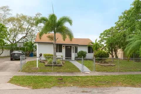 15930 SW 305th Ter, Homestead, FL 33033