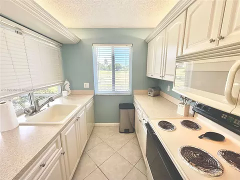 353 S Us Highway 1 #E103, Jupiter, FL 33477 photo 12