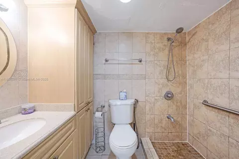 8005 W Six Ave #B, Hialeah, FL 33014 photo 7