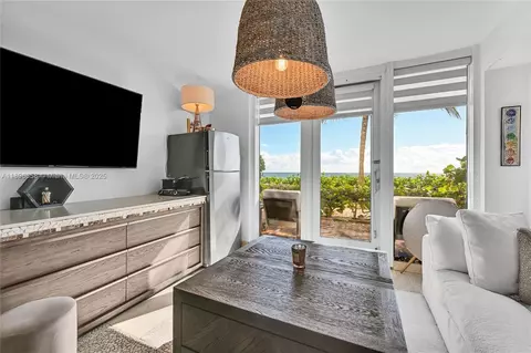 1800 S Ocean Dr #207, Hallandale Beach, FL 33009