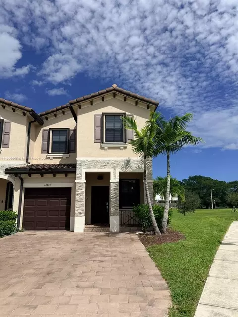 12715 SW 230th Ter, Miami, FL 33170
